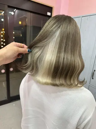 ミディアム カラー ブリーチ人気No.1 MANATO🎨🌈のヘアスタイル