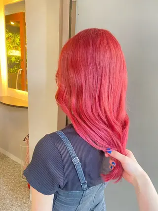 ロング TIGRE tenjin所属・岩崎 レイのヘアスタイル