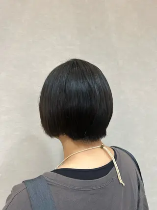 ショート 根石 結菜のヘアスタイル