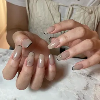 ネイル Ami 🦥のネイルデザイン