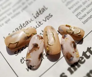 ネイル f'bloom  L’ecrinのネイルデザイン