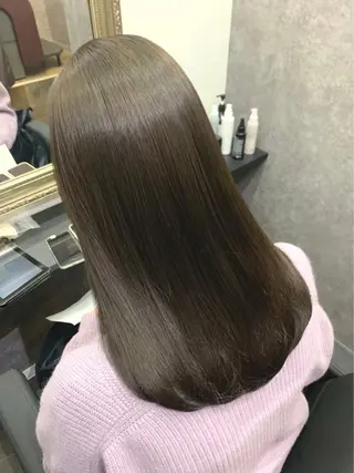 セミロング レイヤーカット✂️ 若葉のヘアスタイル