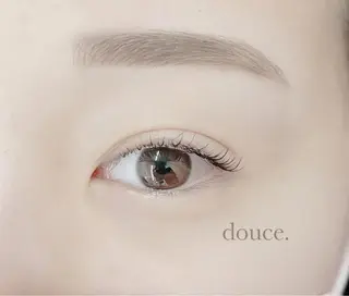 マツエク・マツパ アイブロウ mes yeux eye salon.の眉毛・アイブロウイメージ