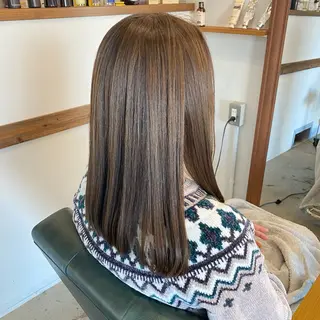 セミロング カラー 'Inovel'所属・木宮 美緒のヘアスタイル