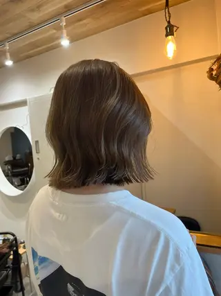 ショート カラー CLOVE所属・下石怜子/レイヤー/ 透明感カラーのヘアスタイル