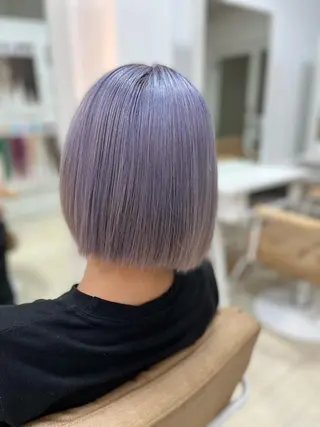 ミディアム カラー パーマ ヘアアレンジ メンズ キッズ ネイル マツエク・マツパ アイブロウ 🌟ブリーチ特化型 ハイトーンカラー🌟のヘアスタイル