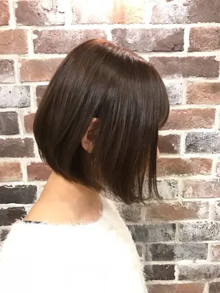 ショート カラー 💜ツヤヘアケア🩷 サトウシュンスケのヘアスタイル