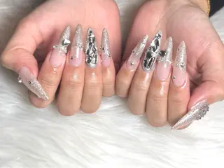 ネイル peTiT ✨️ yuzuki💞🫧のネイルデザイン