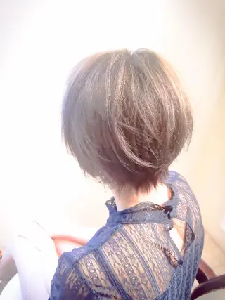 ミディアム CREATION所属・Artist 和田 エスケのヘアスタイル