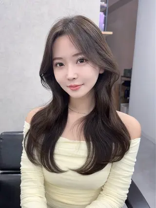 ロング カラー 木村 美紅のヘアスタイル