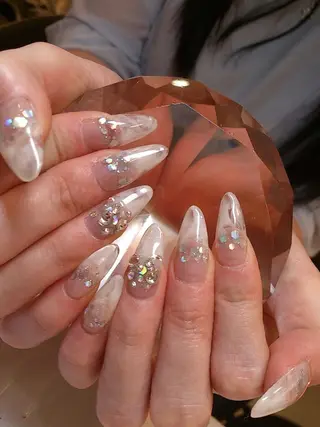 ネイル Re Pearl～コーディネートサロン～ 市駅前店所属・NARUMI HYODOのネイルデザイン