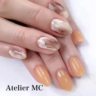 ネイル アトリエ エムシー 【新富町・東銀座】のネイルデザイン