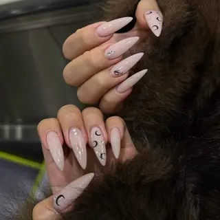 ネイル BERA NAILSのネイルデザイン