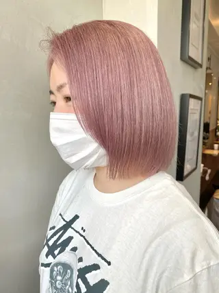 ショート カラー 艶ハイトーンブリーチ 🌈小林侑雅のヘアスタイル