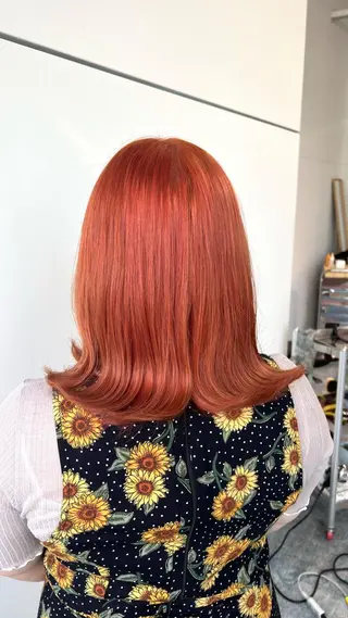 セミロング カラー 🌈re-room EIKI🇰🇷のヘアスタイル