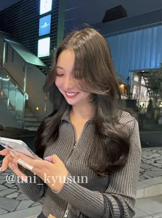 ロング カラー 本格韓国ヘア🇰🇷 【uni】キューさんのヘアスタイル