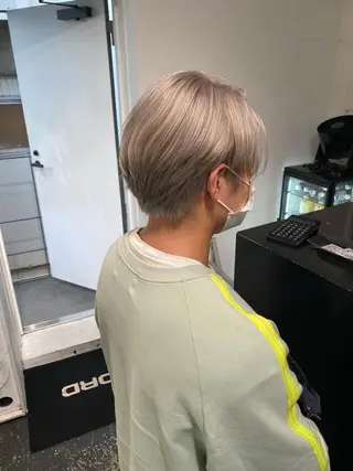 ミディアム カラー パーマ ヘアアレンジ メンズ キッズ nico TOKYO 渋谷所属・ブリーチ　ハイトーン 特化🌈フジタハルキのヘアスタイル