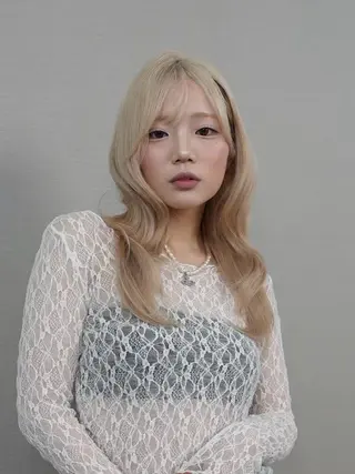 カラー 🟣niw SHUNNA🟣のヘアスタイル