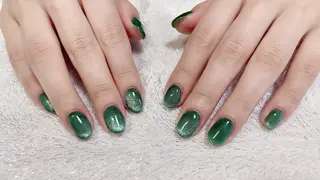 ネイル BLOOMブルーム所属・佐伯 彩菜のネイルデザイン