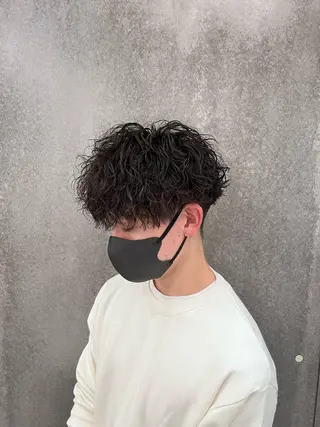 ショート パーマ メンズ WARREN・TRICOMI    NEW YORK所属・瀧野 翔吾【メンズ特化】のヘアスタイル
