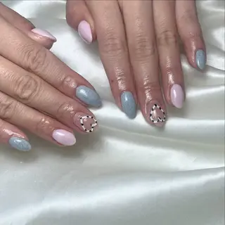 ネイル S LOUNGE NAIL所属・パーツたくさん🍓 SUMIのネイルデザイン