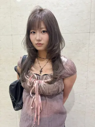 ロング カラー Nakajima Reiraのヘアスタイル