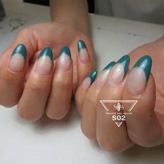 ネイル S02 𝙲𝚑𝚒𝚎のネイルデザイン