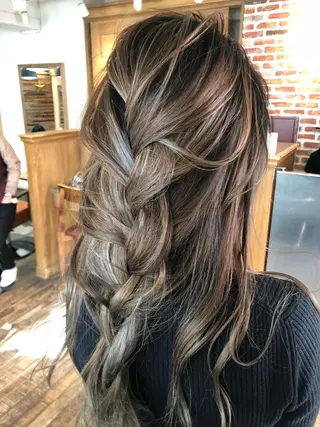 ロング カラー ヘアアレンジ 【代表】高山 一真のヘアスタイル