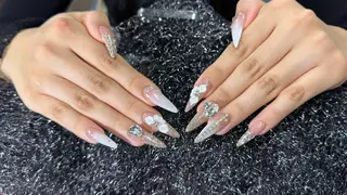 ネイル Lya Nail Rinのネイルデザイン