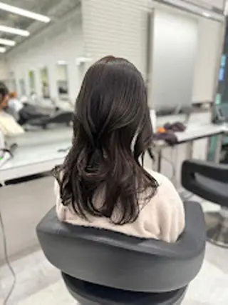 カラー 🪞SHE池袋 Official🪞のヘアスタイル