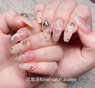 ネイル R inのネイルデザイン