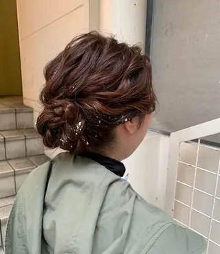 セミロング ヘアアレンジ Arrows(アローズ)所属・個性的🩰⭐︎盛岡 🧿タテイシアイカのヘアスタイル