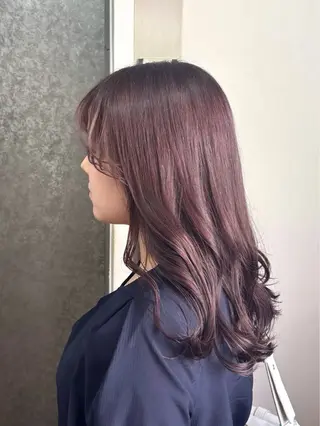 ミディアム カラー 詩乃🎀ピンク 暖色系🫧レイヤーのヘアスタイル