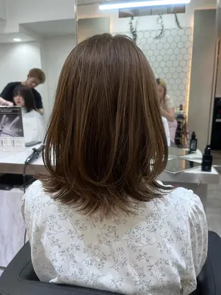 ミディアム カラー Viot 銀座 樋口 桃佳のヘアスタイル