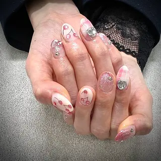 ネイル MAXKELLY YUASAのネイルデザイン