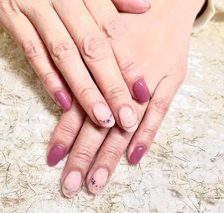 ネイル 鈴木 すみれのネイルデザイン