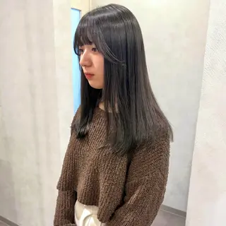 セミロング カラー Lita./ 大賀ひかり🧁🫧のヘアスタイル