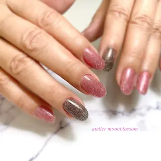 ネイル アトリエ ムーンブロッサムのネイルデザイン