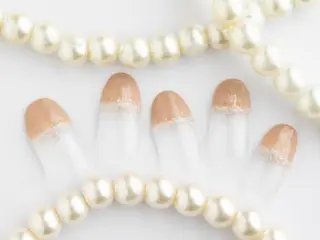 ネイル Tiary Nail Fのネイルデザイン