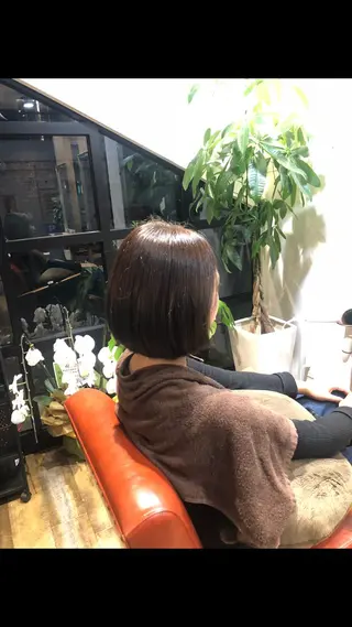 カラー et Douce所属・艶髪／髪質改善／ カワモトヒロトのヘアスタイル