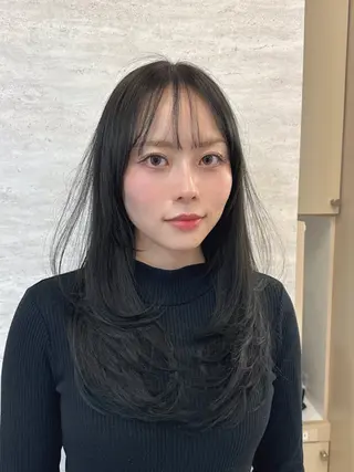 ロング カラー ヘアアレンジ 韓国レイヤーカット/ 儚げカラーチナツのヘアスタイル