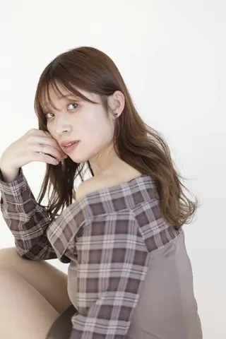 カラー 束感まつぱ🥑🤍 NATUKI🤍のマツエク・マツパデザイン