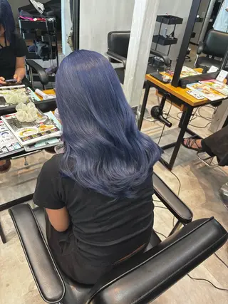 ロング ラフィスヘアー オウスケのヘアスタイル