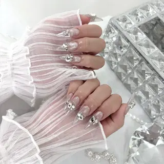 ネイル Le'ciel所属・吉川 怜那のネイルデザイン