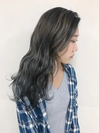 ロング カラー 【カラーリスト】 Likka.のヘアスタイル