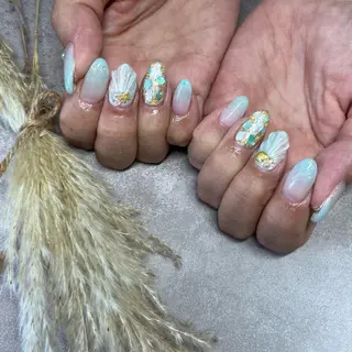 ネイル PALMNAIL所属・次田 春花のネイルデザイン