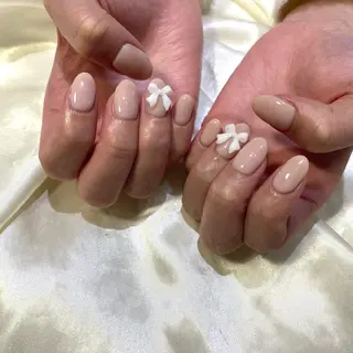 ネイル 西岡 杏のネイルデザイン