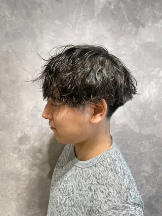 ショート パーマ メンズ SOiL 安藤優樹のヘアスタイル
