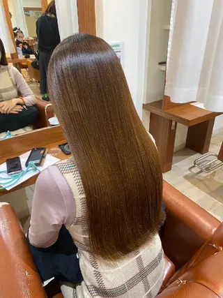 カラー 種子田 結理のヘアスタイル