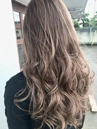 セミロング カラー レイヤーカット匠 イソザキノリユキのヘアスタイル